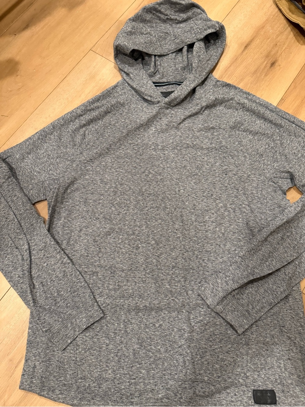 Abercrombie & Fitch Men's Heather Gray long sleeve shirt
